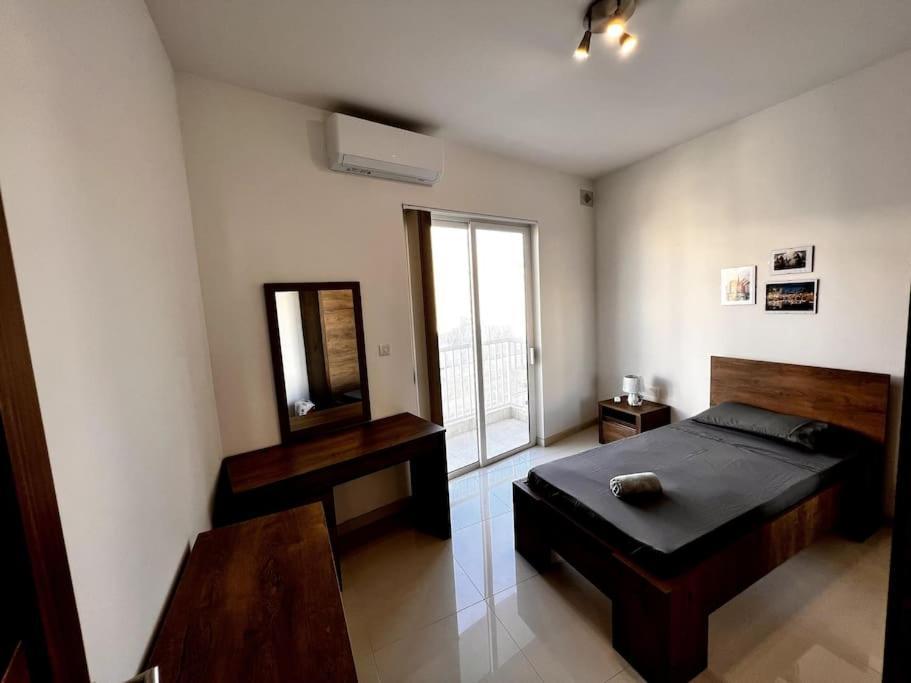 מרסשלוק Viewline Seaview Modern 3 Bedroom Apartment מראה חיצוני תמונה